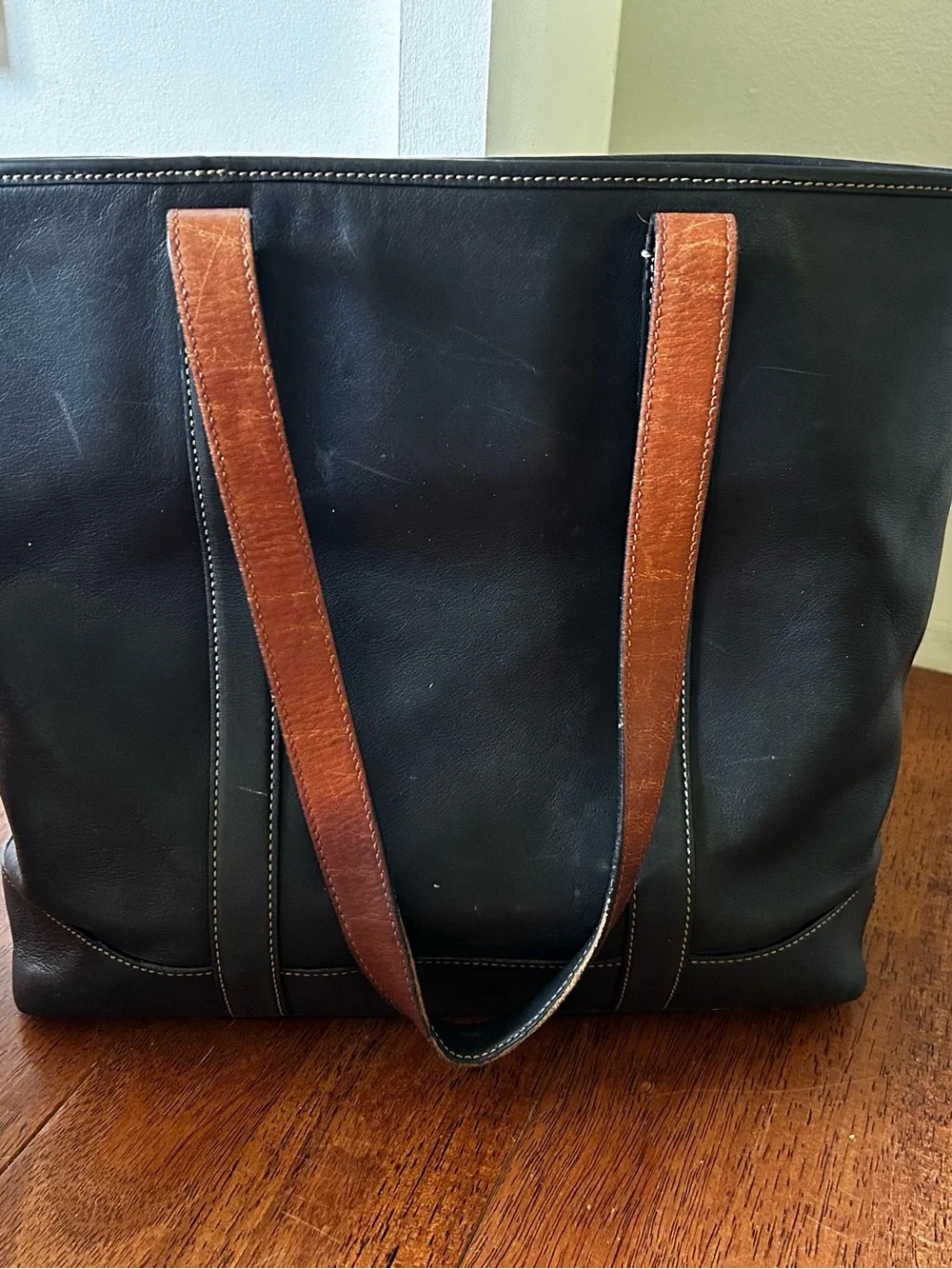 Vintage Coach Black Leather Tote w/ Brown Straps White Contrast Stitching 5188